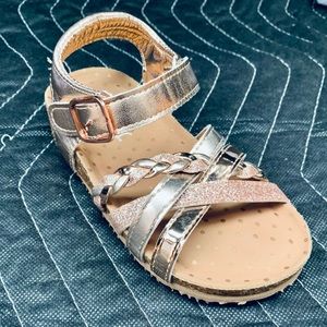 Toddler Girl size 8c Sandsls